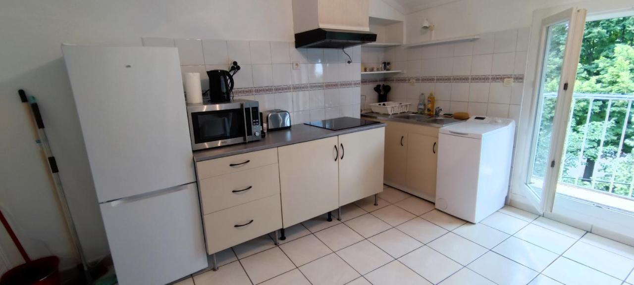 Appartement 45 M² Proche Du Centre Ville リュネル エクステリア 写真